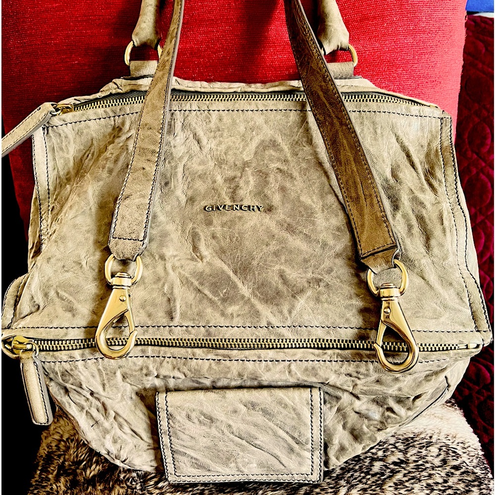 AUTHENTIC Givenchy PANDORA Bag
